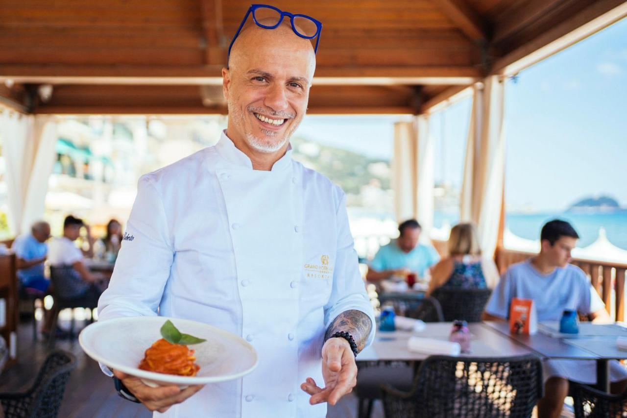 Grand Hotel Alassio Beach & Spa Resort - The Leading Hotels Of The World Экстерьер фото