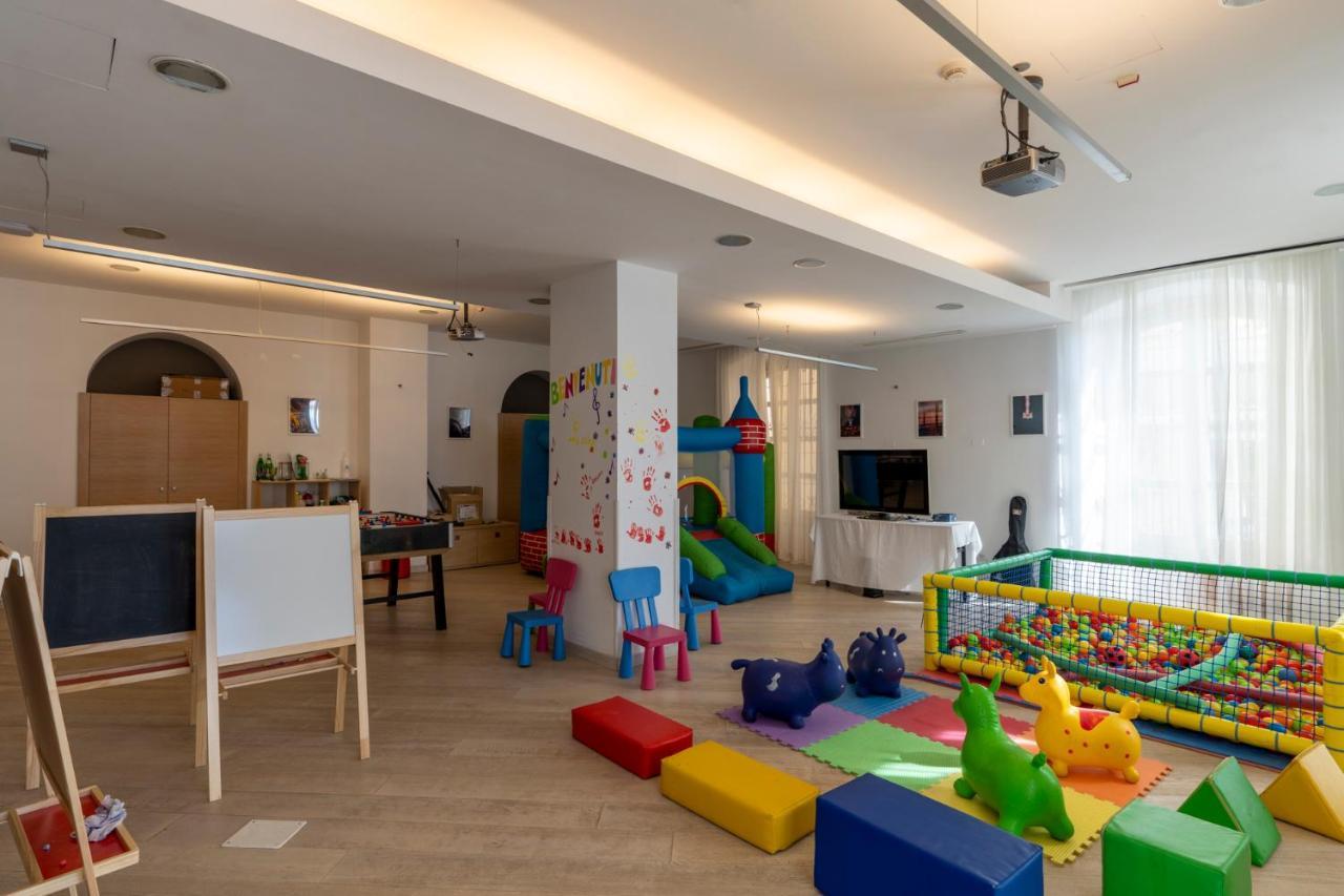 Grand Hotel Alassio Beach & Spa Resort - The Leading Hotels Of The World Экстерьер фото