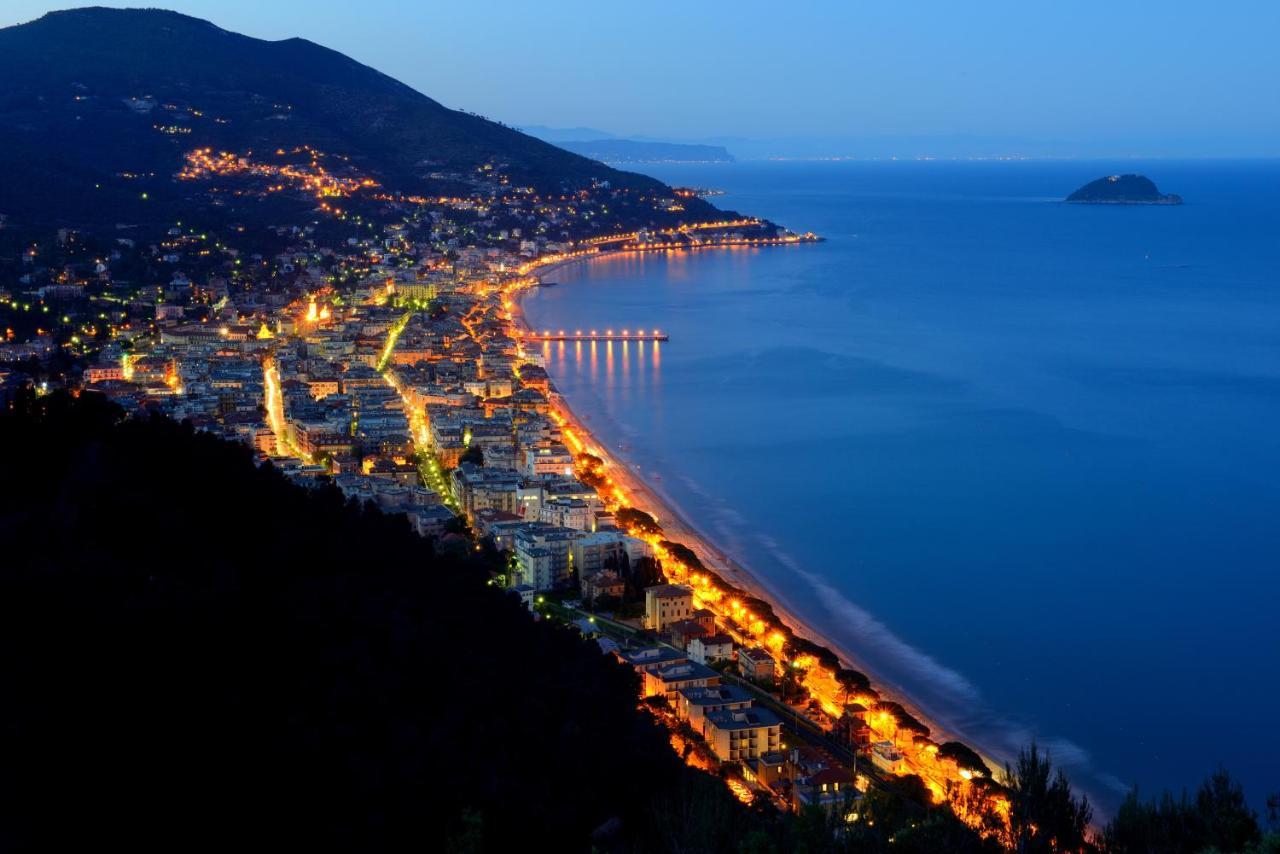 Grand Hotel Alassio Beach & Spa Resort - The Leading Hotels Of The World Экстерьер фото